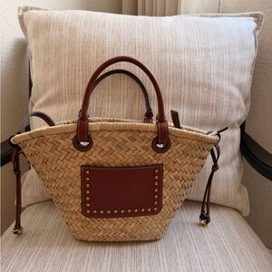 Elegant Tan and Brown Woven Handbag